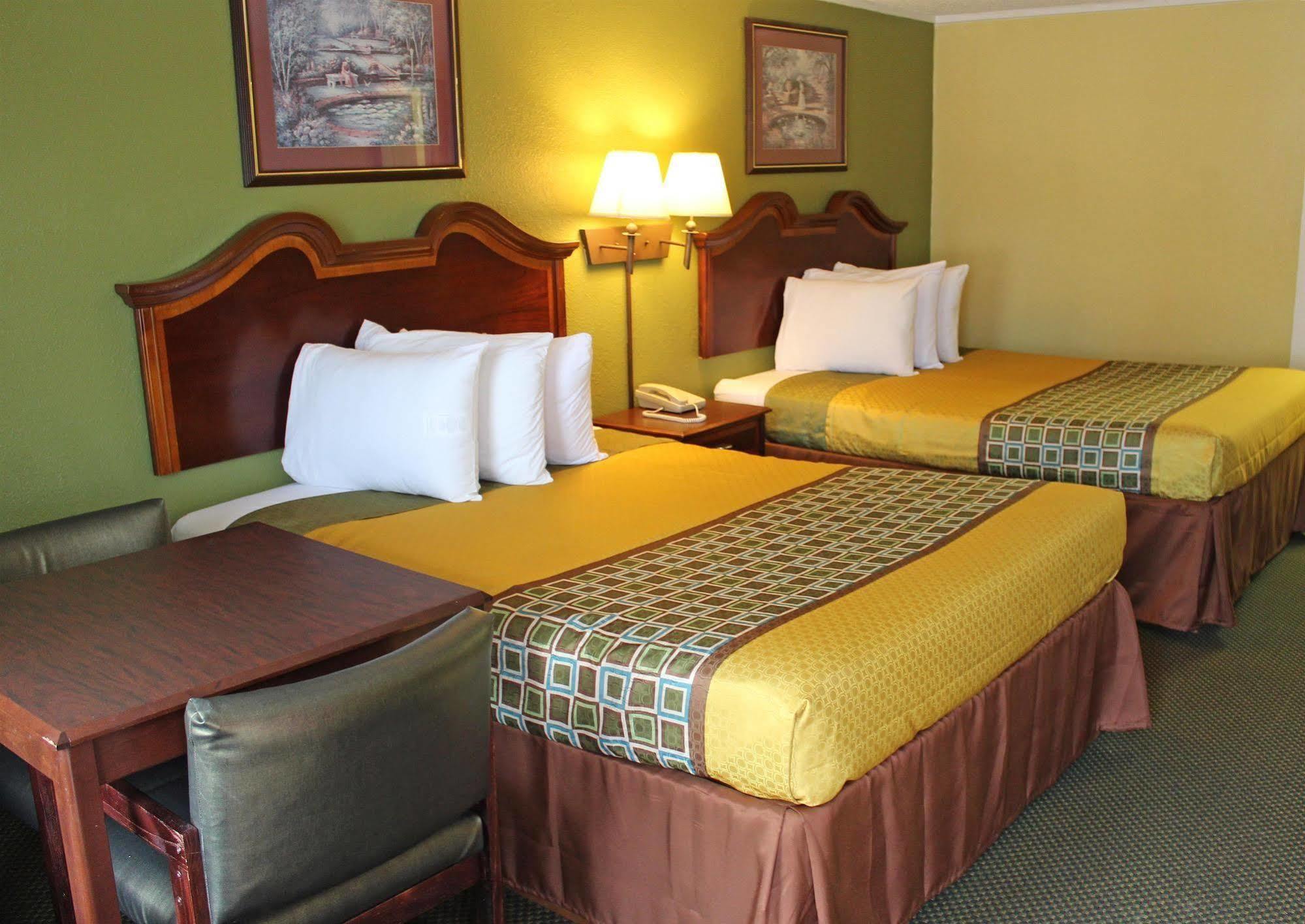 Hotel America's Value 3*